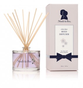 reed_diffuser_detail